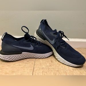 Nike Men's Epic React Flyknit Running Shoes